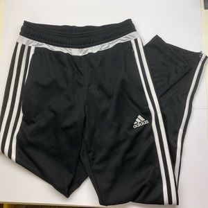 Juniors M adidas pants!